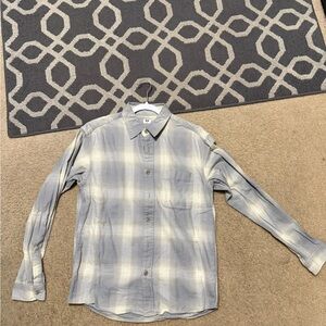 Uniqlo Gray and White Plaid Casual Button Down Shirt